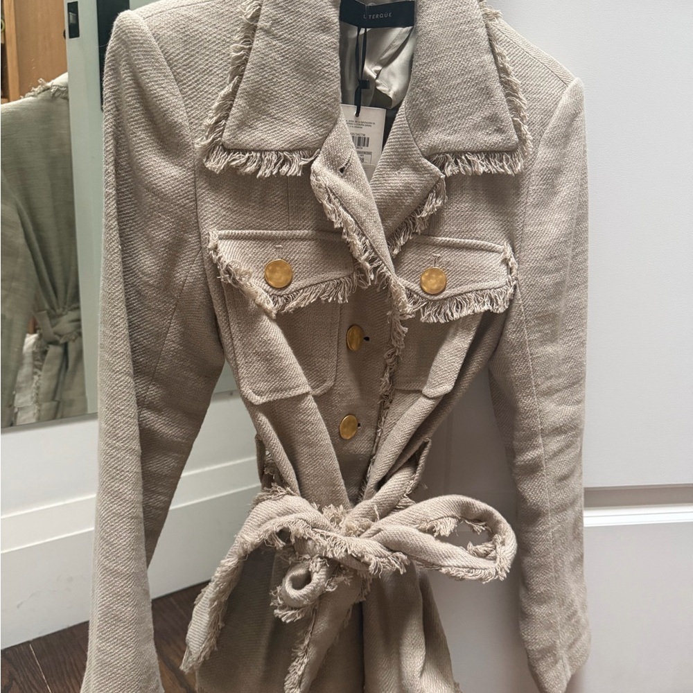 （with tag) Uterque Beige Blazer with Gold Buttons